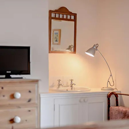 2 Bed In 91639 *