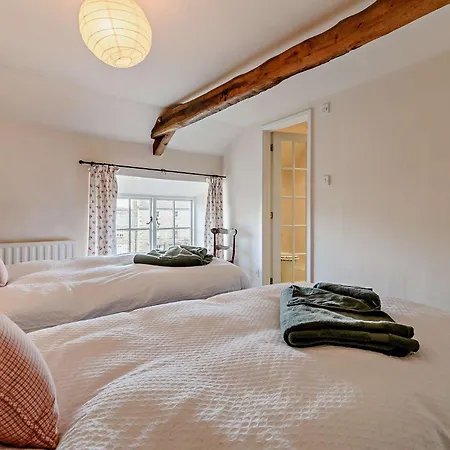 2 Bed In 91639 Holiday home