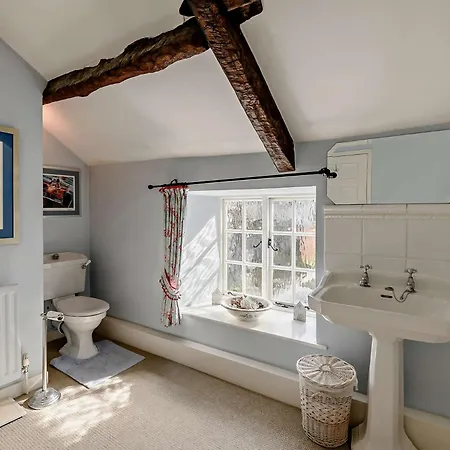 2 Bed In 91639 Holiday home *